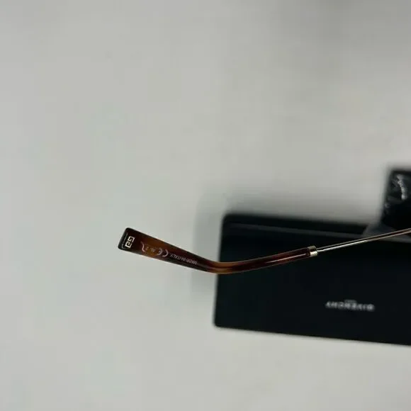 Givenchy unisex sunglasses made in Italy - Picture 8 of 12